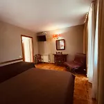 Orla فندق فييليا