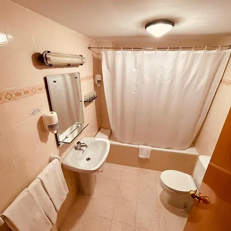 Hotel Orla 2*