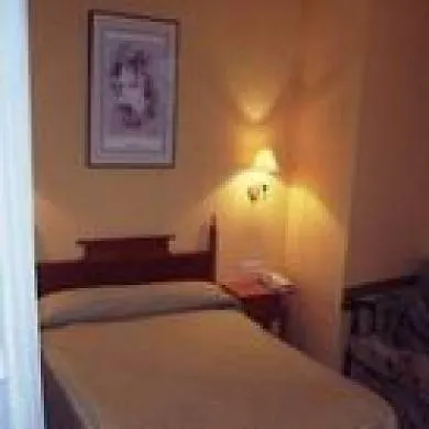 Hotel Orla 2*